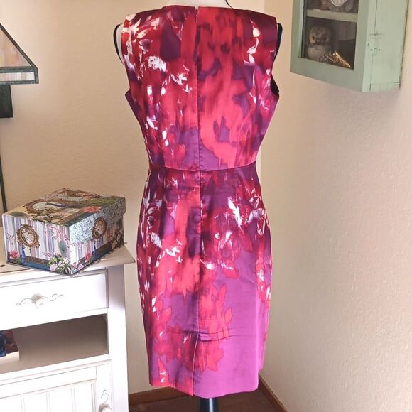 Tahari Petite Abstract Fuchsia Dress - Picture 6 of 12